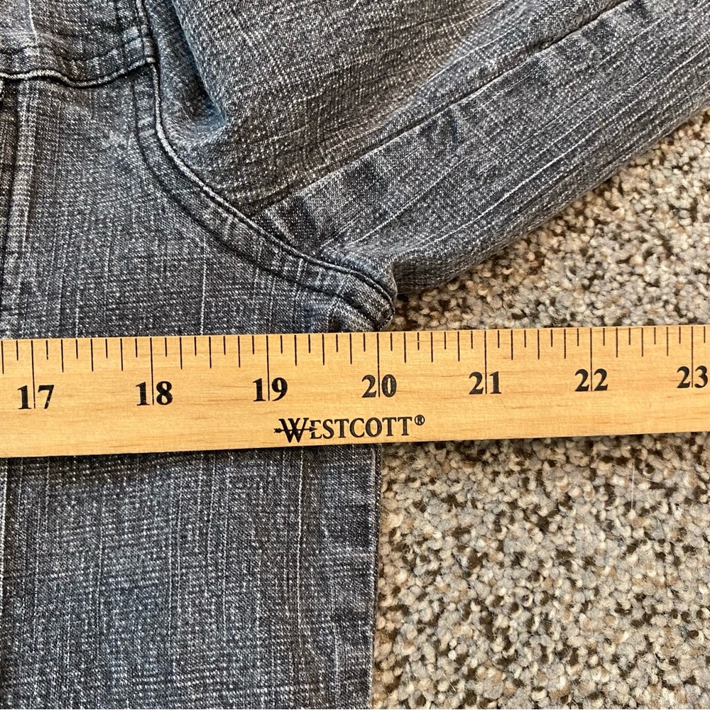 Vintage 90s Distressed Black Denim Jean Jacket Decorative Embroidery Grunge Y2K - Picture 7 of 9